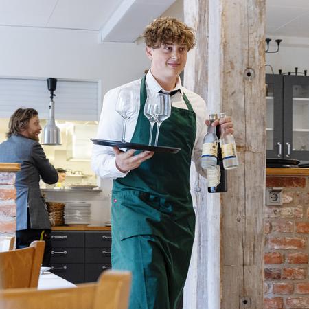 Elev på restaurang och livsmedel
