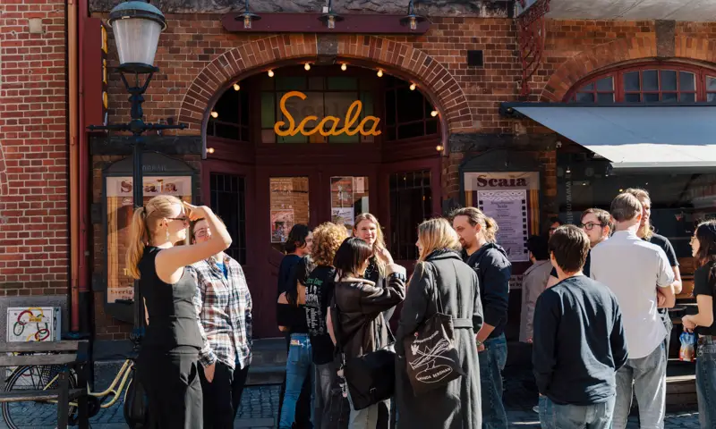 Estetiska visar stumfilm och spelar musik på Scala
