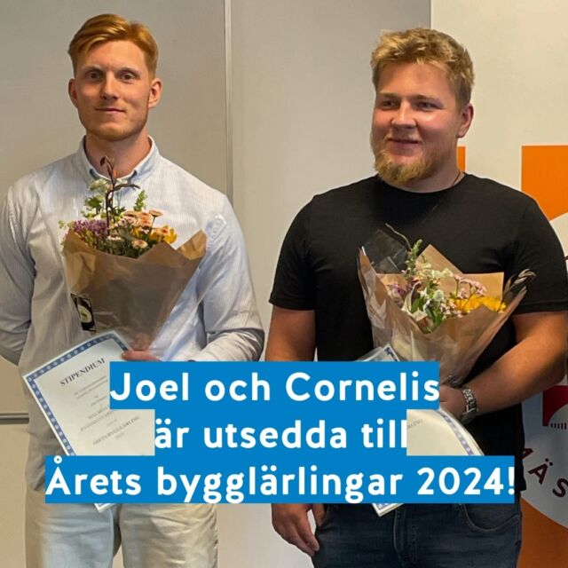 Joel och Cornelis är Årets bygglärlingar 2024! Grattis! 🤩

Endast fem lärlingar i hela regionen (Skåne) utses och i år har Ystad Gymnasium två före detta elever från Bygg- och anläggningsprogrammet, som har gått hela vägen och tog hem varsin utmärkelse. Förutom titeln blir eleverna också bjudna på en resa till Rom av Byggföretagen.

🪚🔨 Joel Nilsson
Joel tog studenten i juni 2022 och är idag anställd som träarbetare på @nbibygg. Till vänster i bild.

🏗🏣 Cornelis Jönsson
Cornelis tog studenten i juni 2023 och arbetar idag som betongarbetare på Nyströms Bygg AB. Till höger i bild.

#byggochanläggningsprogrammet #byggochanläggning #gymnasieval #åretsbygglärlingar #träarbetare #betongarbetare